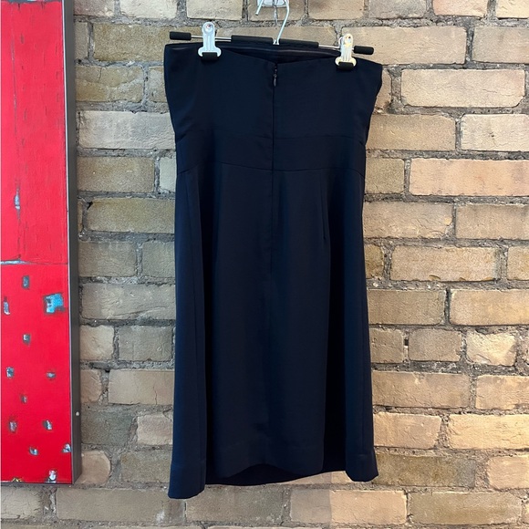 Banana Republic dark navy strapless dress. Size US 4. - Picture 2 of 8